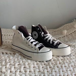 NWT CUSTOM CONVERSE